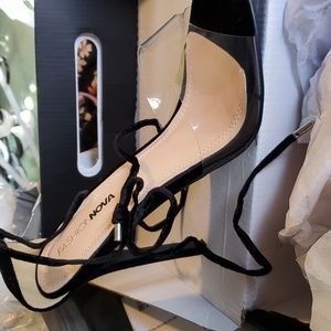 Black stilleto high heel